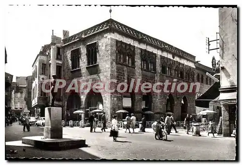 Cartes postales Perpignan Place De La Loge Caf�