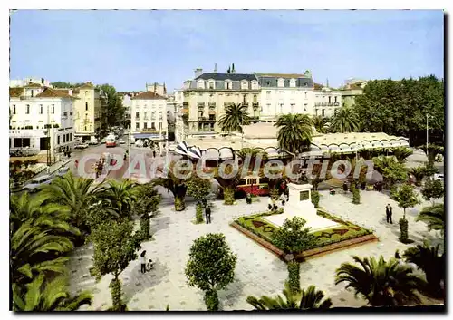 Cartes postales moderne Perpignan La Place Arago Et Le Palmarium