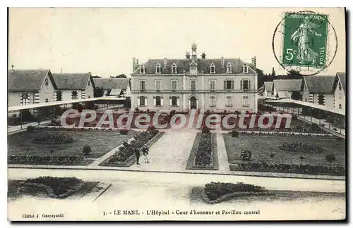 Cartes postales Le Mans L'Hopital Cour D'Honneur Et pavillon central