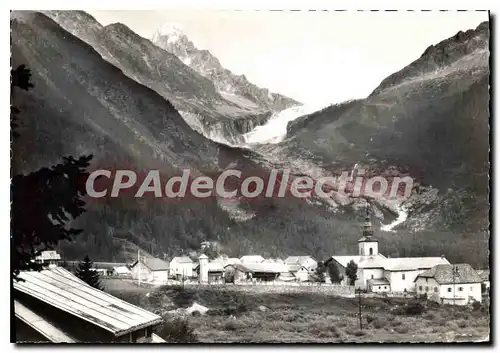 Cartes postales moderne Argentiere Vue Generale Au Fond Le Glacier