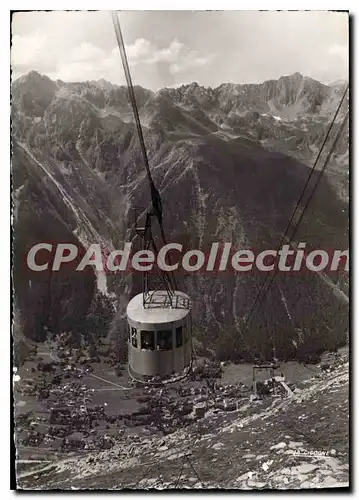 Cartes postales moderne Chamonix t�l�f�rique Aiguille du Midi Cliche Gaillard