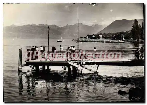 Cartes postales moderne Evian Les Bains coin des p�cheurs