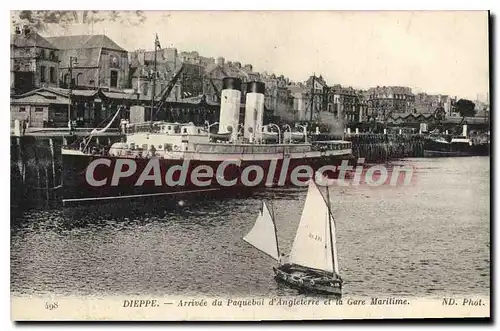 Ansichtskarte AK Dieppe Arrivee Du Paquebol D'Angleterre Et La Gare Maritime