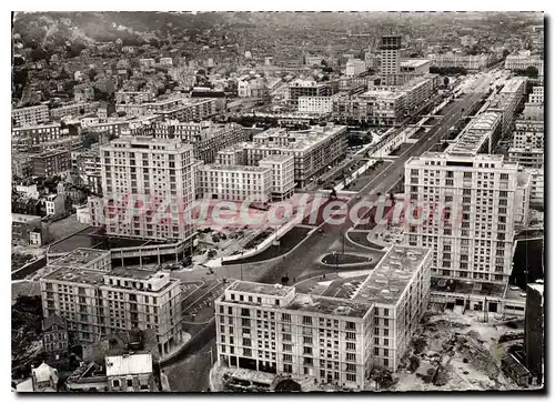 Cartes postales moderne Le Havre Les Nouveaux Immeubles Et I'Avenue Foch