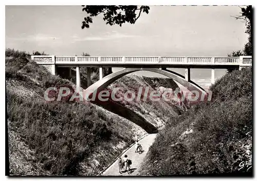 Cartes postales Berneval Le Pont Sur La Descente Vers La Mer