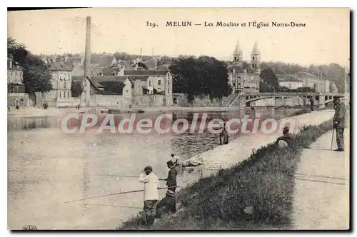 Ansichtskarte AK Melun Les Moulins Et I'Eglise Notre Dame