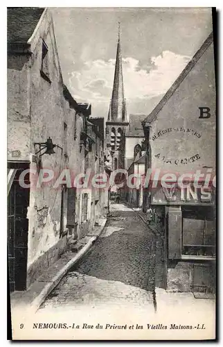 Cartes postales Nemours La Rue Du Prieure Et Les Vieilles maisons