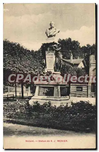 Cartes postales Noisiel Statue De MENIER