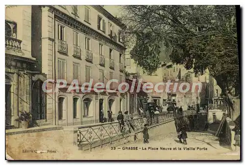 Cartes postales Grasse La Place Neuve Et La Vieille Porte