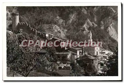 Ansichtskarte AK Luceram le Vieux Chateau Et I'Eglise