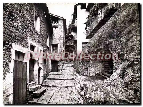 Cartes postales moderne Luceram Vieille Rue Pittoresque