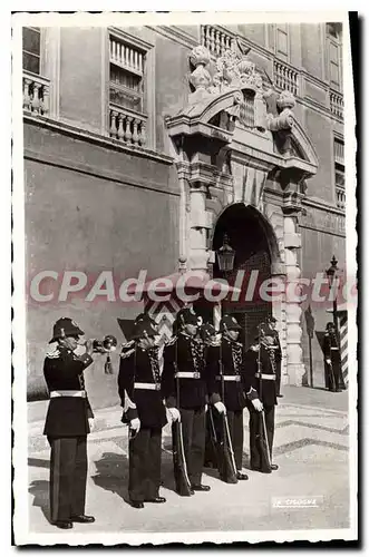 Cartes postales Monaco La Garde Princiere Devant Le Palais