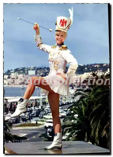 Cartes postales moderne Nice Le Bataillon De Charme La capitaine majorette