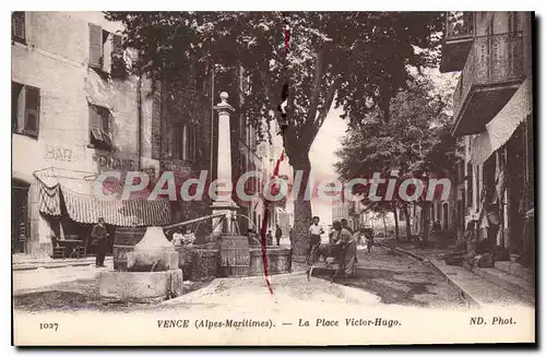 Cartes postales VENCE place Victor Hugo