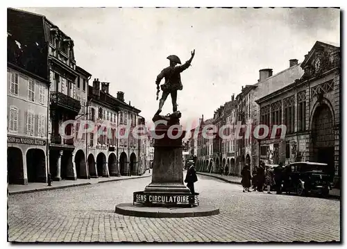 Cartes postales moderne Remiremont Le Volontaire Et Les Arcades