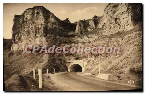 Cartes postales Saint More Le Tunnel Et Les Rochers