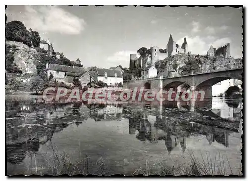 Cartes postales moderne Angle Sur Anglin Le Chateau Et Le Pont Sur I'Anglin