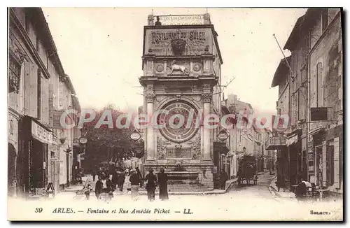 Cartes postales Arles Fontaine Et Rue Amedee Pichot