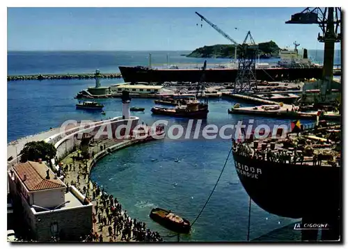 Cartes postales moderne La Ciotat Le M�le Berouard Et Le Nouveau Port