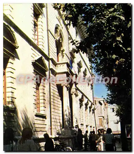 Cartes postales moderne Marignane Le Cours Mirabeau Et I'Hotel De Ville