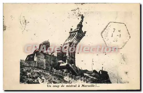 Cartes postales Marseille Un Coup De Mistral