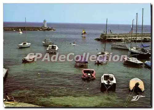 Cartes postales moderne Sausset Les Pins Le Phare Et Le Port