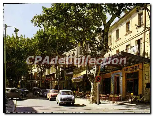 Cartes postales moderne Chateaurenard Le Cours