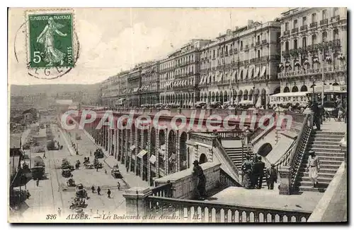 Cartes postales Alger Les Boulevards Et Les Arcades