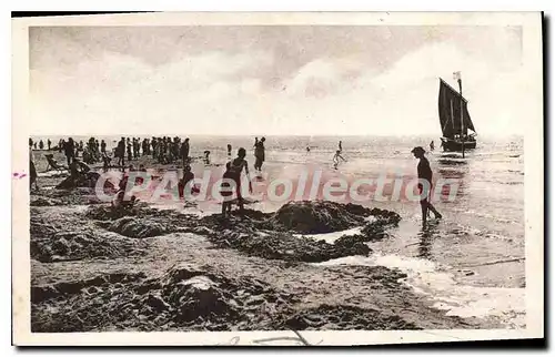 Cartes postales Fort Mahon La Plage A Maree Haute Promenade En Mer