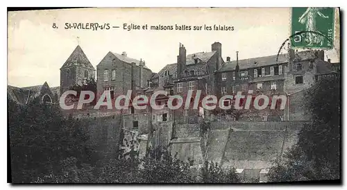 Ansichtskarte AK St Valery Sur Somme L'Eglise Et Les maisons baties sur les Falaises
