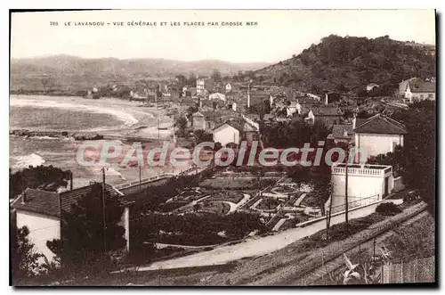 Cartes postales Le Lavandou Vue Generale Et les Plages Par grosse Mer