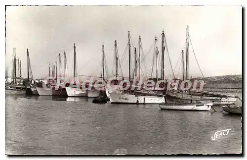 Cartes postales port de Croix de vie Bateaux De Peche