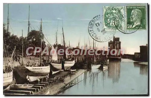 Cartes postales Sortie Du Port De La Rochelle