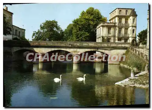 Cartes postales moderne Jonzac Le Pont Sur La Seugne