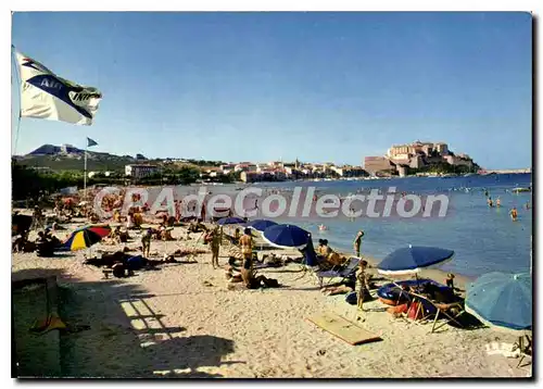 Cartes postales moderne Calvi De Sa Plage Au Sable Fin On Contemple La Ville