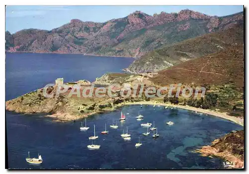 Cartes postales moderne Girolata Lieu Touristique Tres Apprecie Accessible Par La Mer