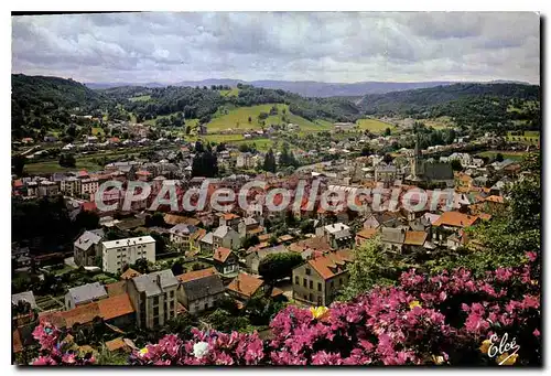 Cartes postales moderne Bort Les Orgues Vue Generale Au Fond I'Eglise
