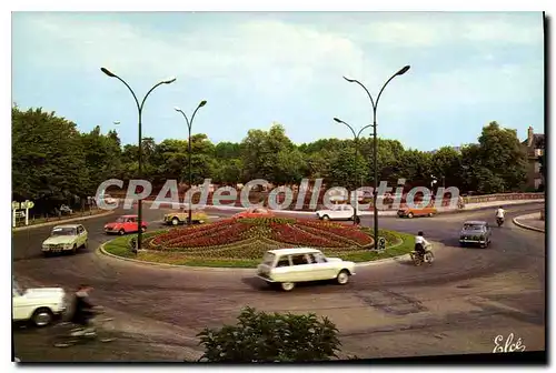 Cartes postales moderne Brive Le Rond Point Du Pont Cardinal