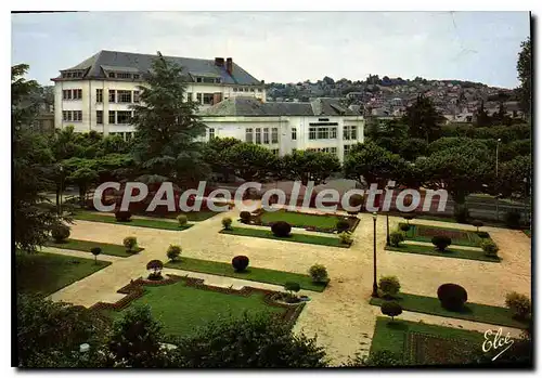 Moderne Karte Brive Les Jardins Au Fond La Poste