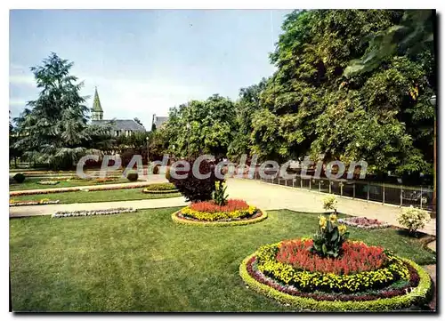 Cartes postales moderne Brive Correze Les Jardins De La Poste