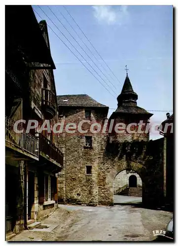 Cartes postales moderne Correze Vieille Porte Et I'Eglise