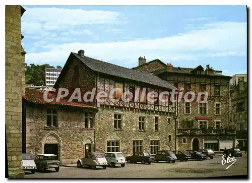 Cartes postales moderne Tulle Le Cloitre Du Musee Et Les Vieilles Maisons citro�n 2CV