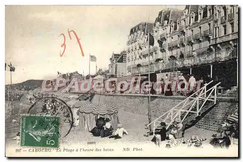 Cartes postales Cabourg La Plage A I'Heure Des Bains