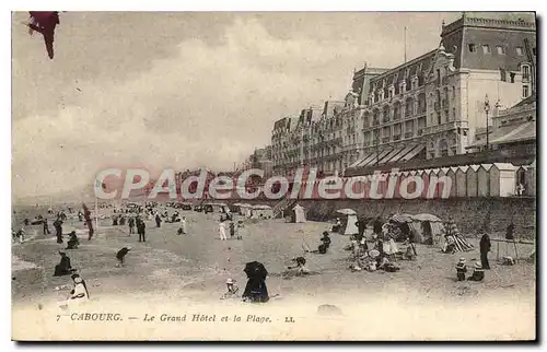 Cartes postales Cabourg Le Grand Hotel Et La Plage