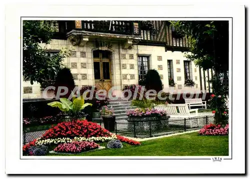 Cartes postales moderne Deauville Reflets De La Normandie mairie