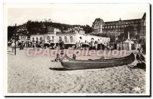 Ansichtskarte AK Houlgate La Plage Devant Le Casino Et Le Bois De Boulogne