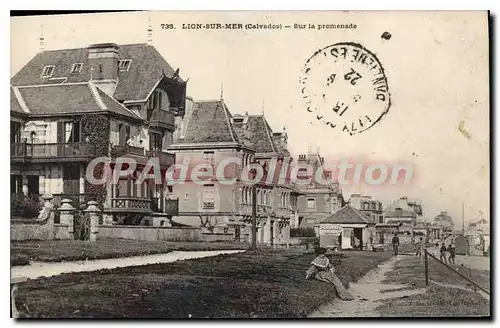 Cartes postales Lion Sur Mer Sur La Promenade