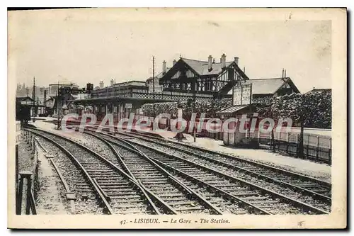 Cartes postales Lisieux La Gare