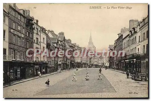 Cartes postales Lisieux La Place Victor Hugo