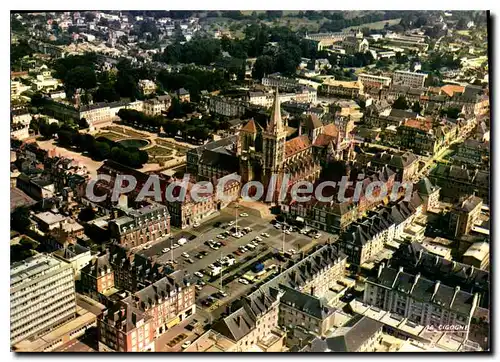 Cartes postales moderne Lisieux En Avion Sur La Cathedrale St Pierre et la place Thiers